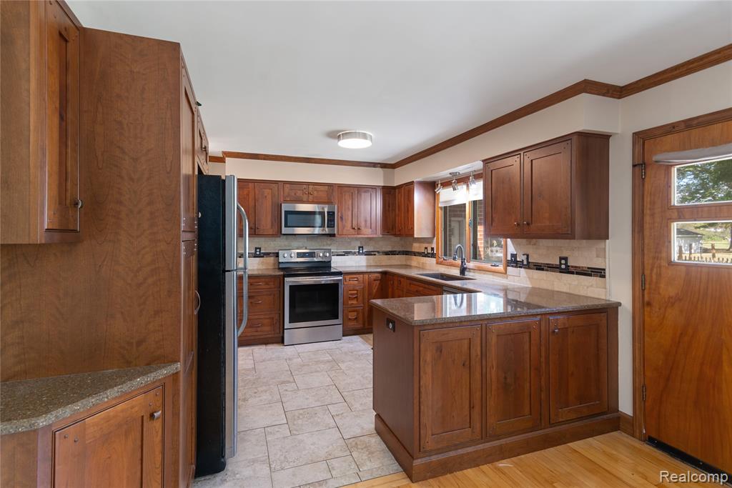 522 McKinley Street, Chelsea, MI 48118 — Photo 6
