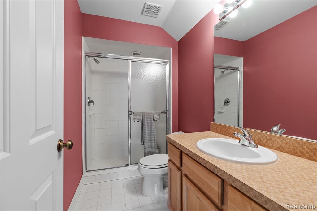 49829 JACKSON Lane, Canton, MI 48188 — Photo 32