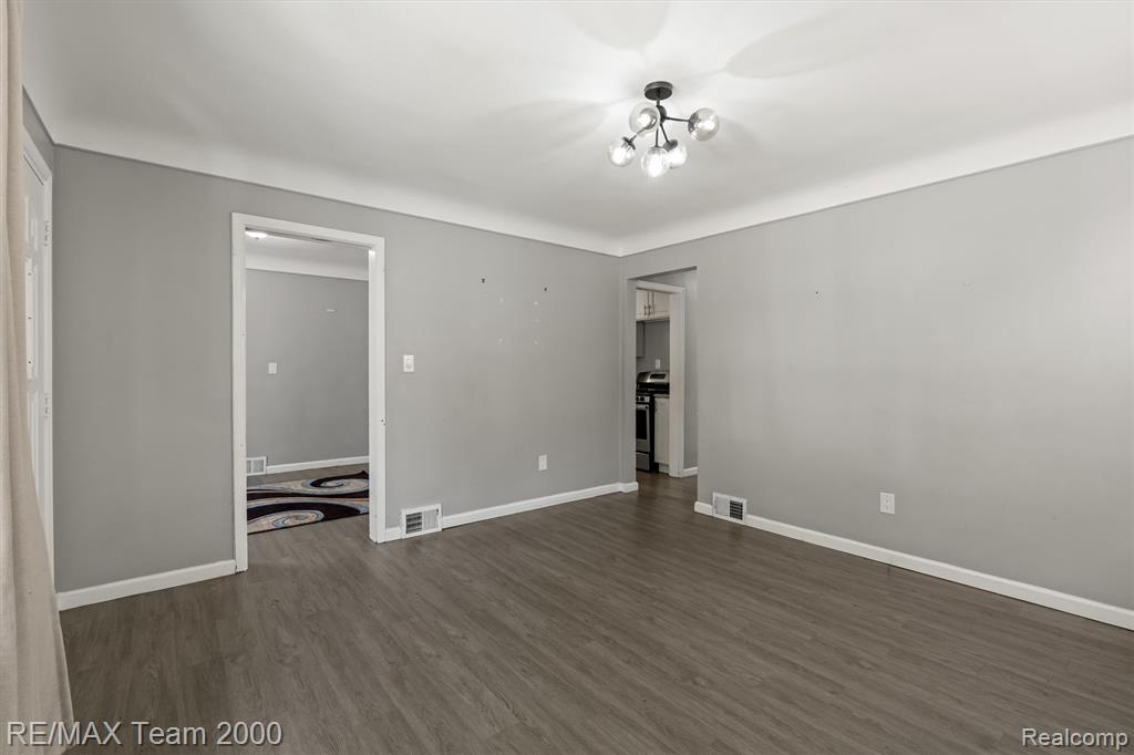 4853 Helen Street, Dearborn, MI 48126 — Photo 11