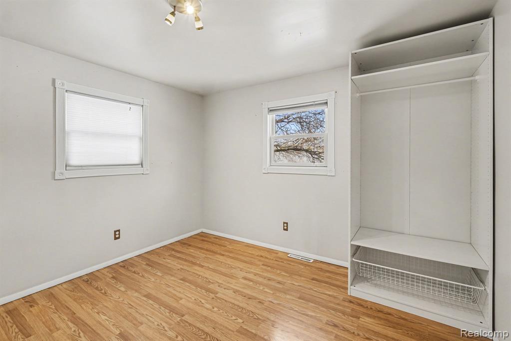 15235 Eddy Lake Road, Fenton, MI 48430 — Photo 16