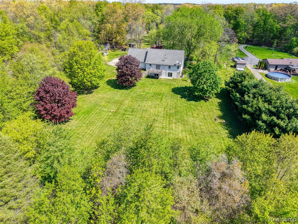 6879 Crofoot Road, Howell, MI 48843 — Photo 39