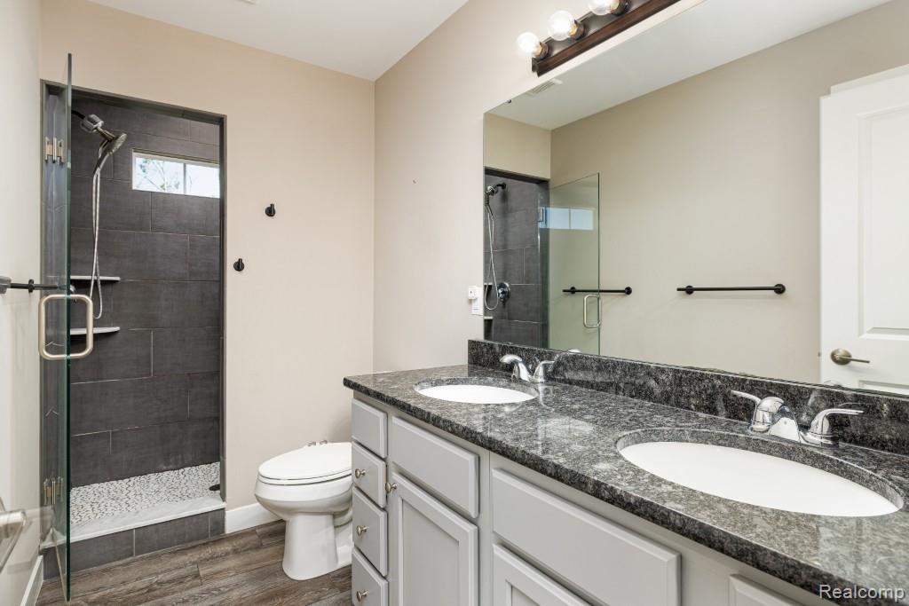 9261 Regency Boulevard, Pinckney, MI 48169 — Photo 29