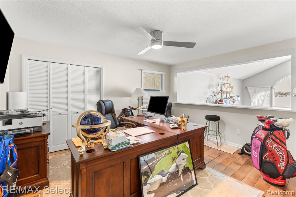 12363 Margaret Drive, Fenton, MI 48430 — Photo 32