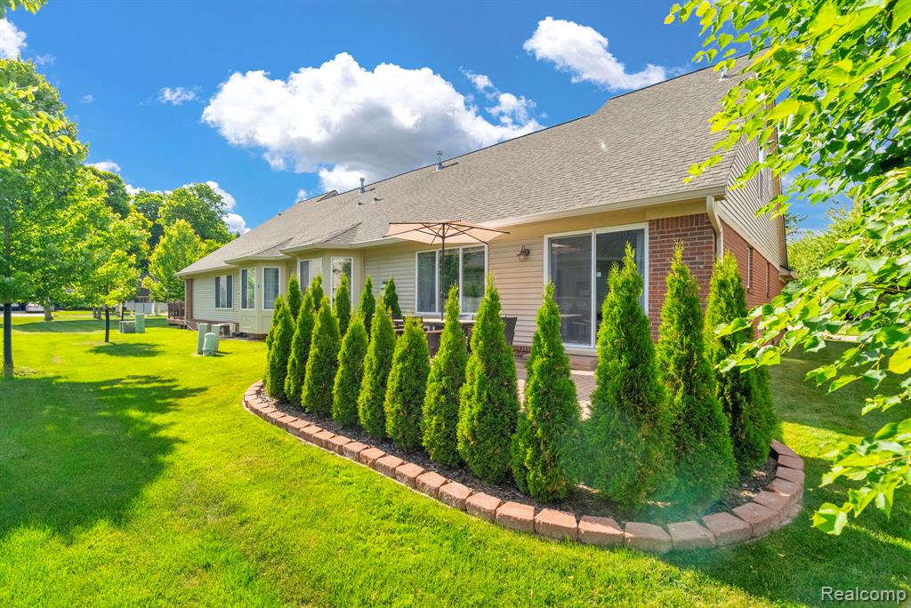 5610 Ortman Drive, Sterling Heights, MI 48314 — Photo 45