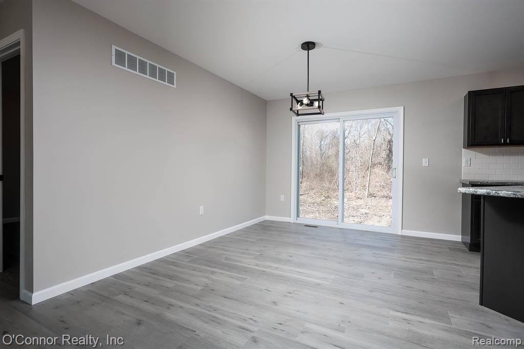 1047 39th Street, Port Huron, MI 48060 — Photo 8