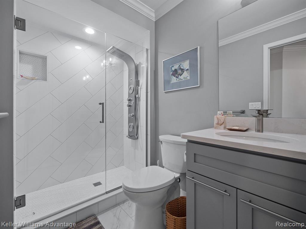 22181 LANCREST, Farmington Hills, MI 48335 — Photo 9