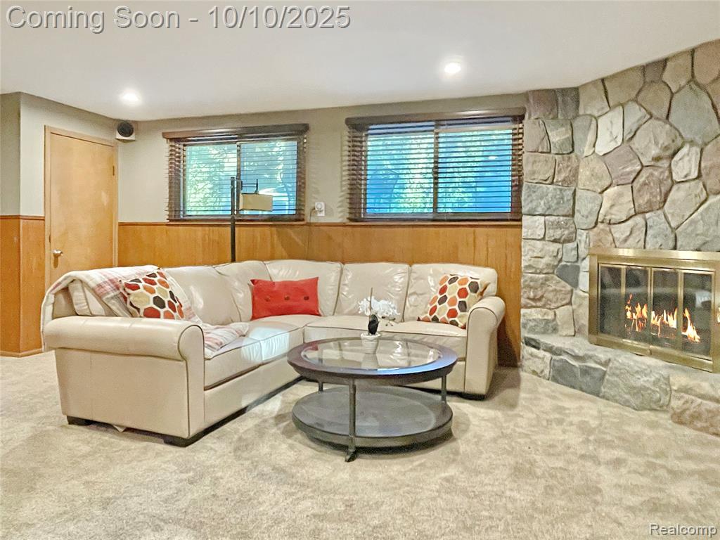 6460 Elmoor Drive, Troy, MI 48098 — Photo 24