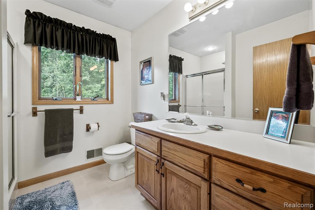 11157 Rose Road, Emmett, MI 48022 — Photo 16
