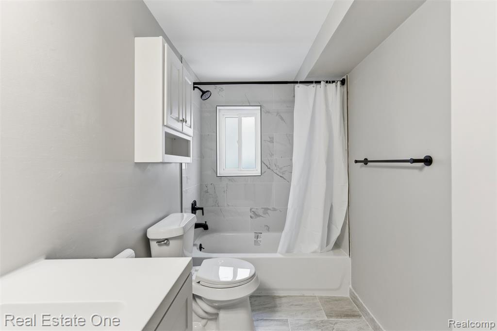 4005 Weddell Street, Dearborn Heights, MI 48125 — Photo 13