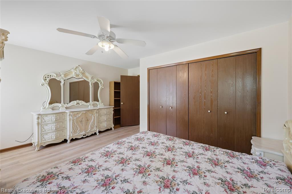 5281 Shruboak Drive, Sterling Heights, MI 48310 — Photo 24