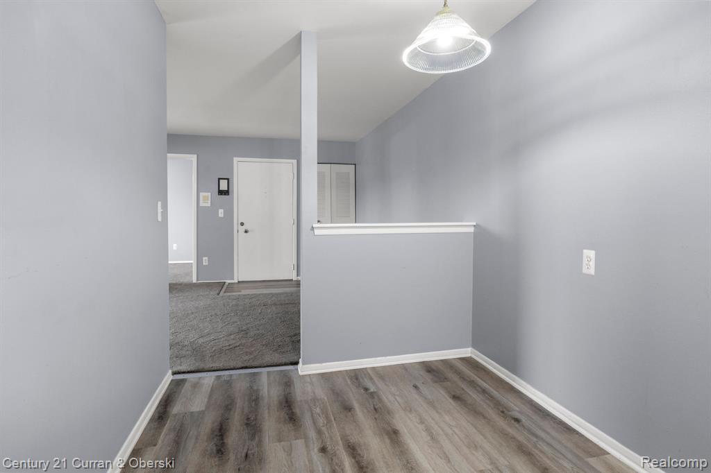 10159 ALLEN POINTE Drive, Allen Park, MI 48101 — Photo 8