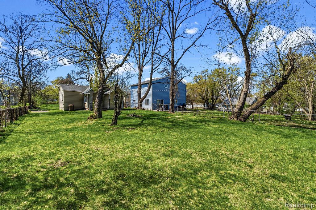 503 Bloomfield Avenue, Pontiac, MI 48341 — Photo 22