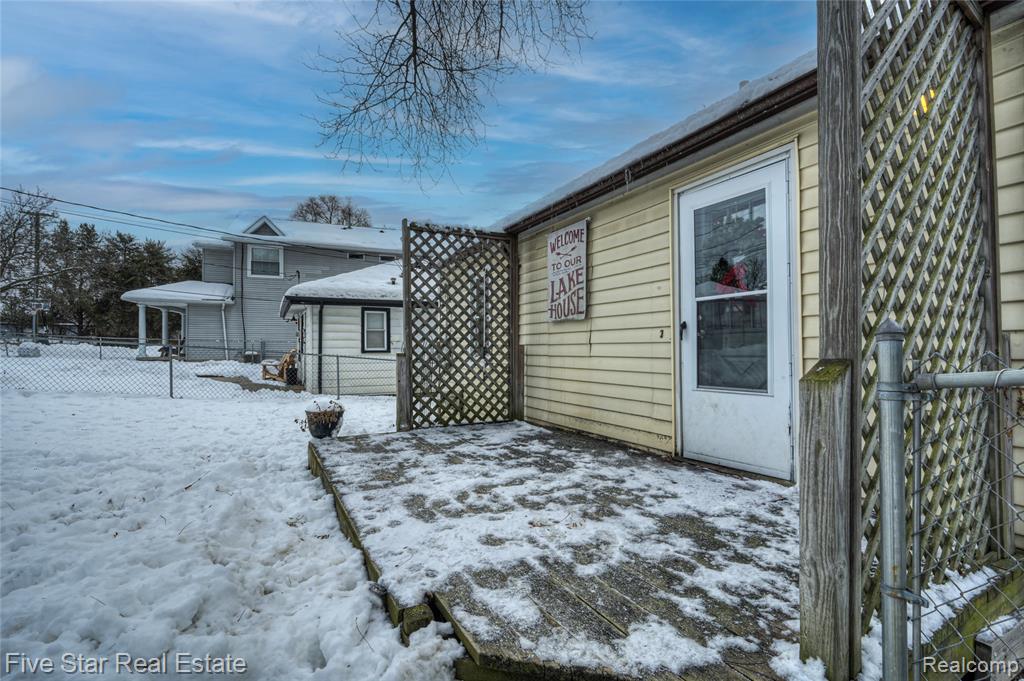 8421 Lagoon Street, Commerce Twp, MI 48382 — Photo 34