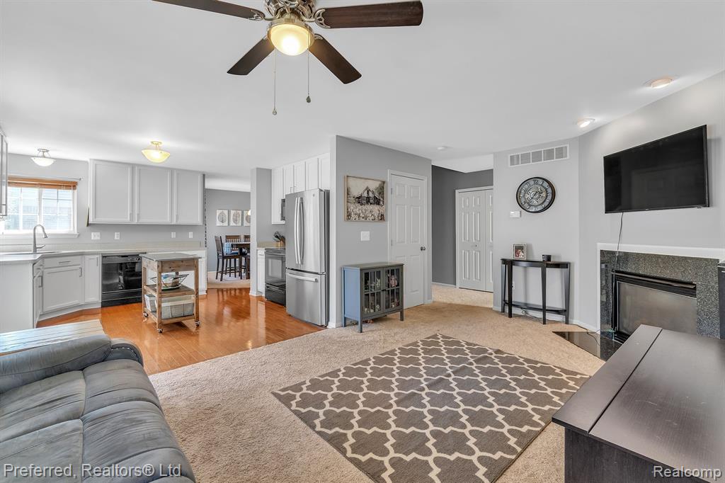 4183 MONARCH Avenue, Canton, MI 48188 — Photo 15