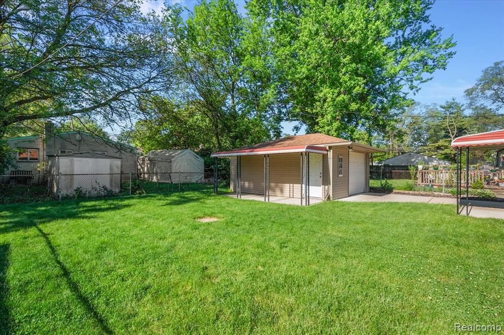 26061 Cameo Court, Madison Heights, MI 48071 — Photo 15