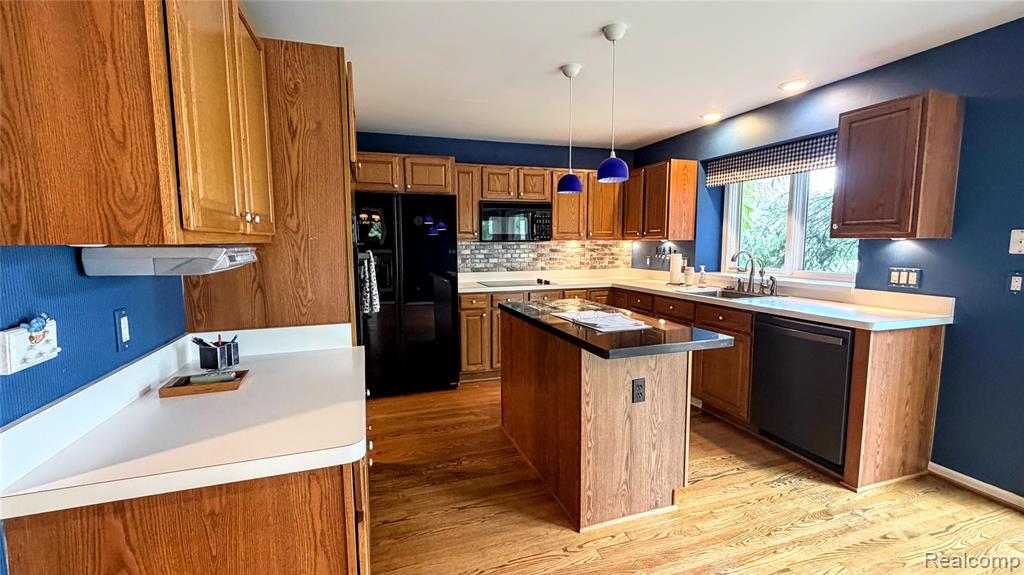 4791 Roundtree Drive, 1, Brighton, MI 48116 — Photo 9