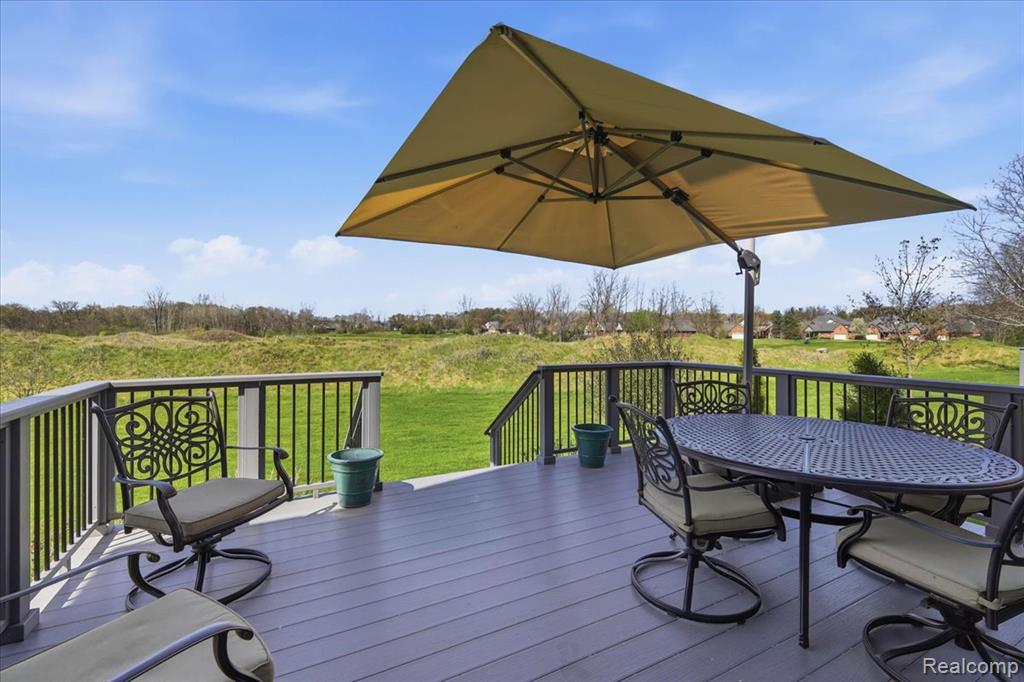150 Burniah Lane, Lake Orion, MI 48362 — Photo 27
