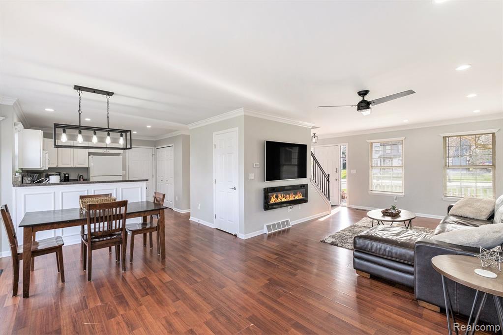 6354 OAK LEAF Trail, Linden, MI 48451 — Photo 5