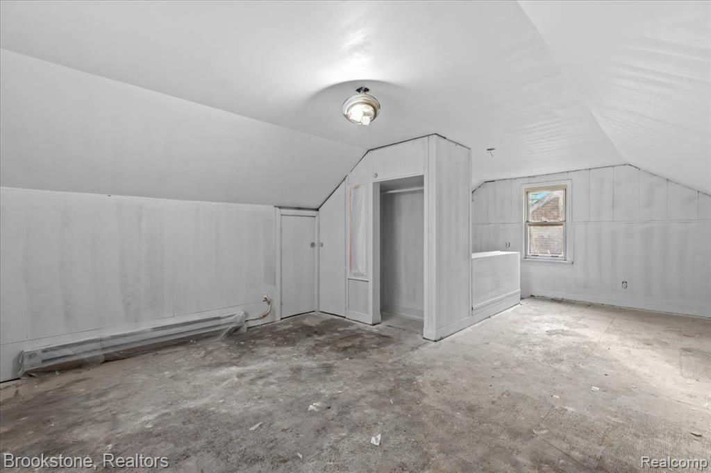 7690 Heyden Street, Detroit, MI 48228 — Photo 14