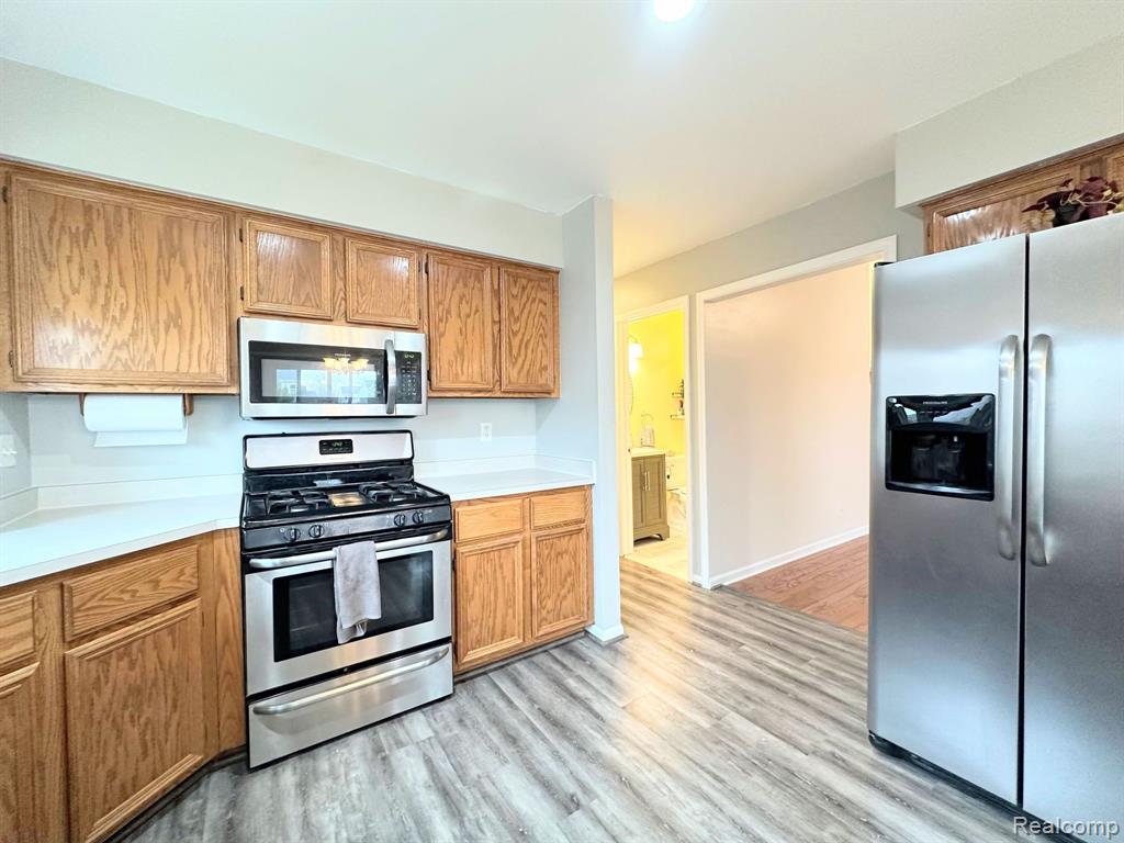54795 BRADSHAW Drive, New Baltimore, MI 48047 — Photo 15
