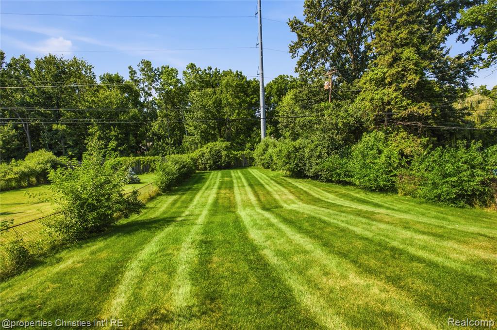 594 Provincetown Road, Auburn Hills, MI 48326 — Photo 37