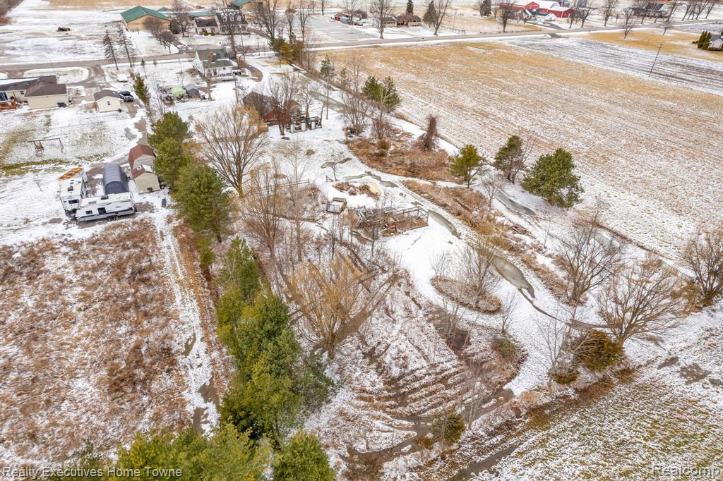 5086 STATE Road, Fort Gratiot, MI 48059 — Photo 41