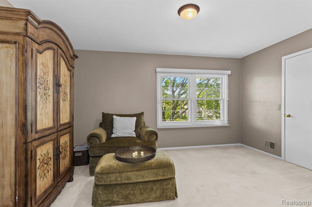 24264 BASHIAN Drive, Novi, MI — Photo 15