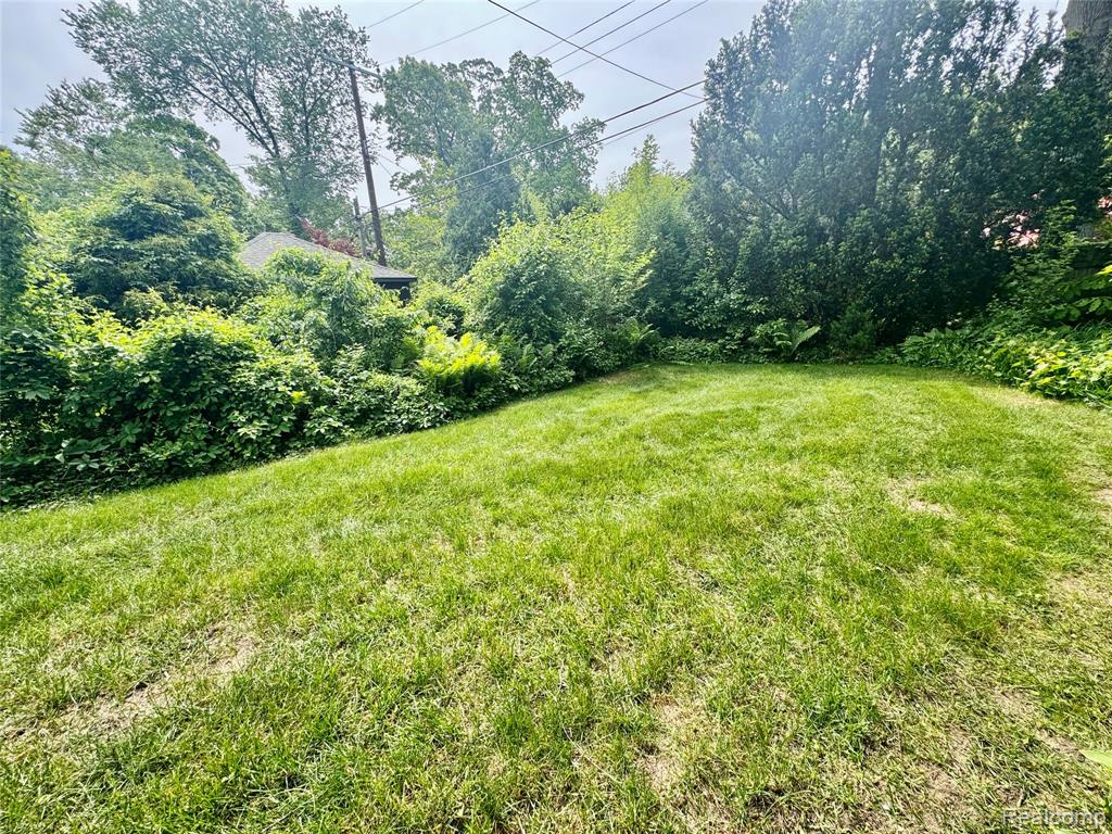 621 W Cambourne Street, Ferndale, MI 48220 — Photo 31