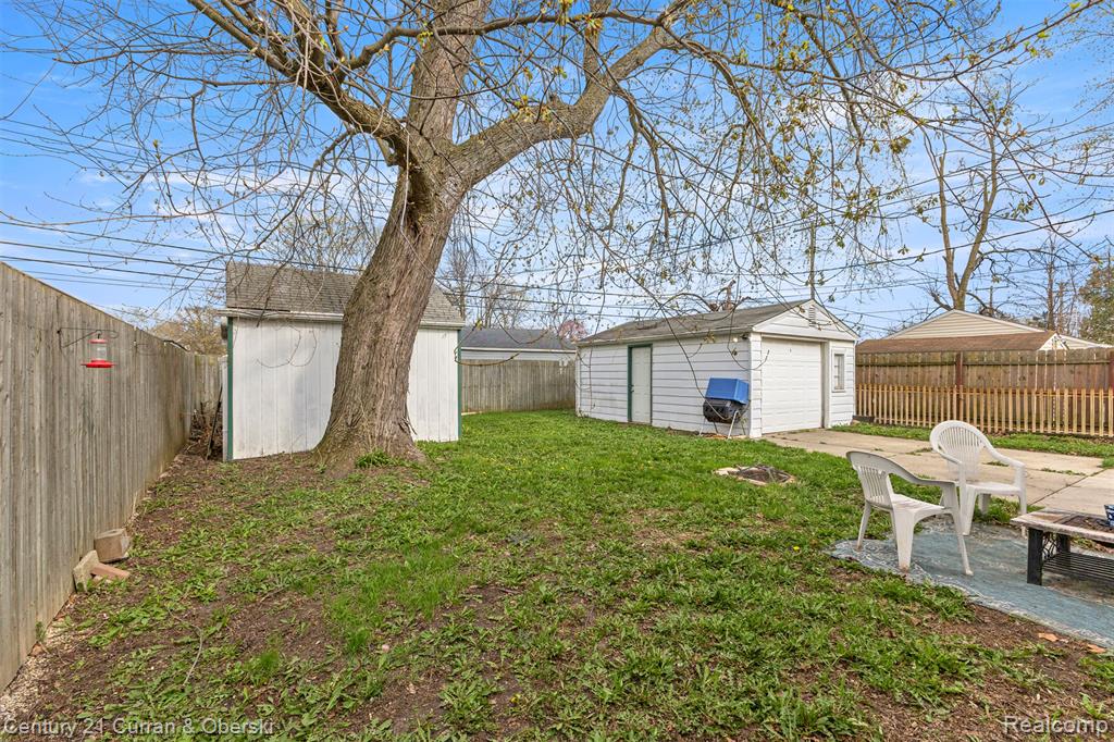 8075 William Street, Taylor, MI 48180 — Photo 5