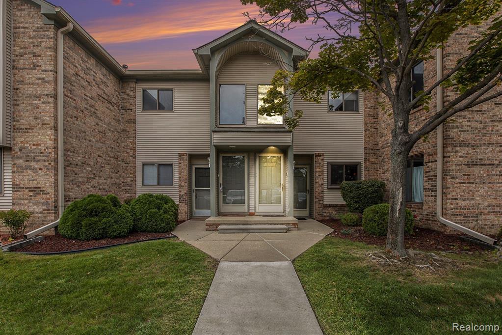 42739 Lilley Pointe Drive, Canton, MI 48187 — front exterior