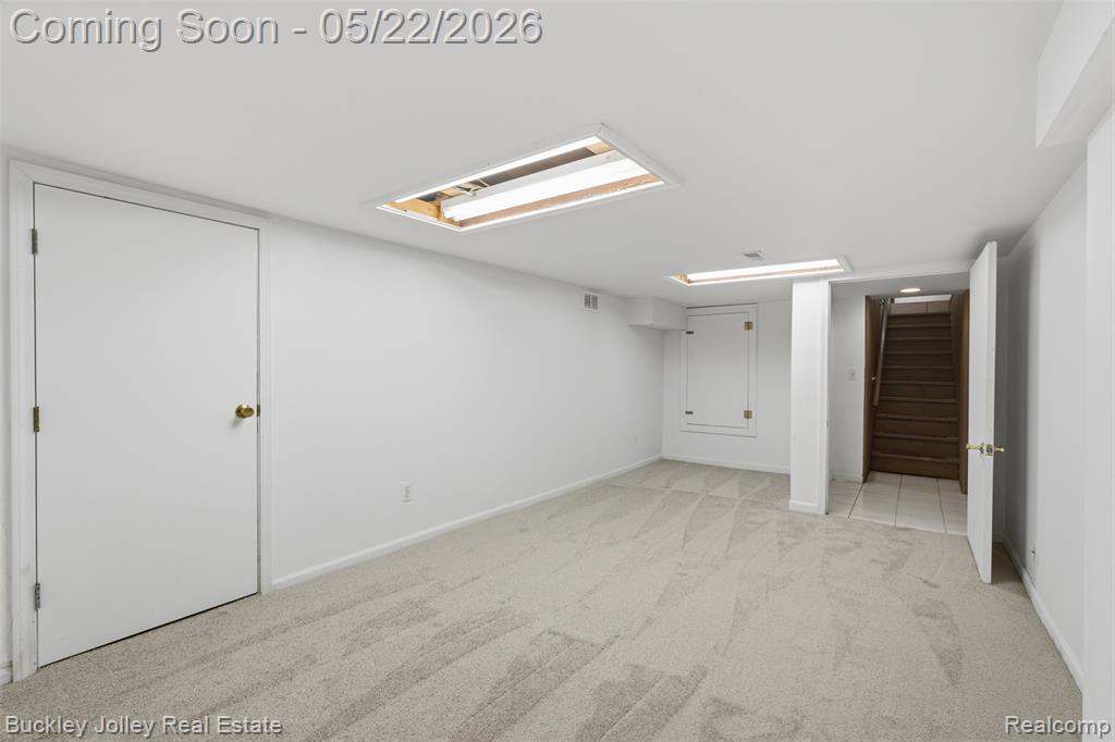 9255 Evergreen Road, Brighton, MI 48116 — Photo 16