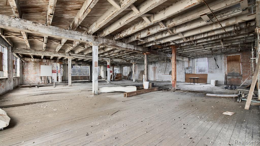 2941 E WARREN Avenue - Photo 4