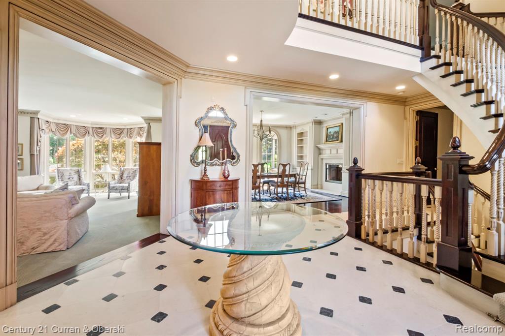 18878 Oak Leaf Lane, Northville, MI 48168 — Photo 17