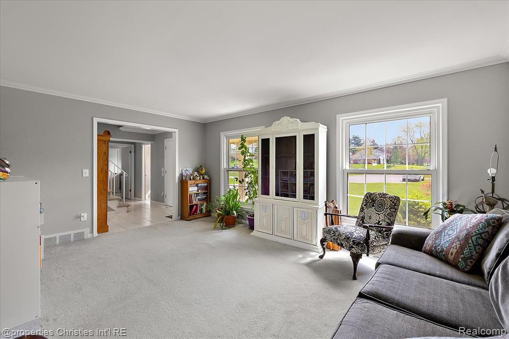 4160 Dawn Lane, West Bloomfield, MI 48323 — Photo 17