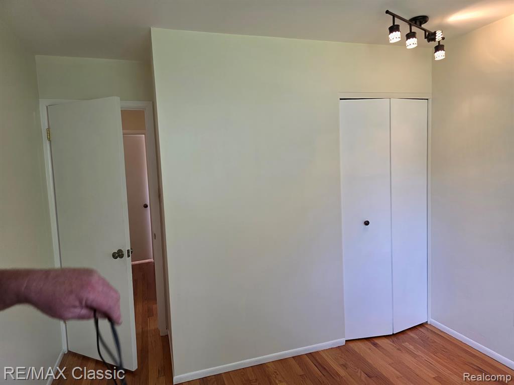25714 Wexford Avenue, Warren, MI 48091 — Photo 14