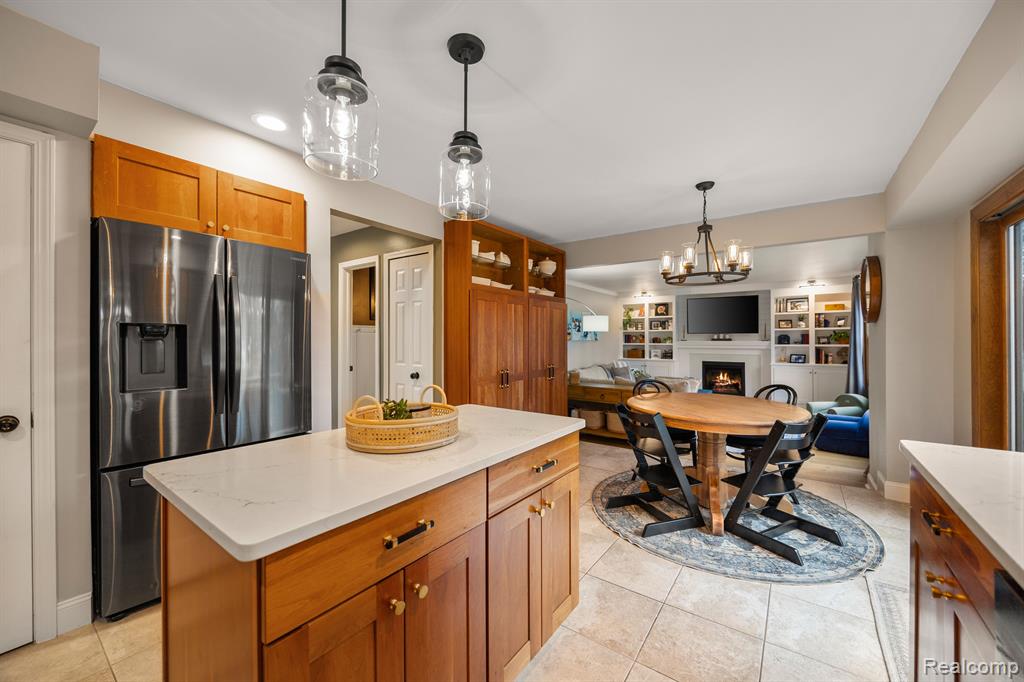 9043 Woods Edge Drive, Commerce Twp, MI 48382 — Photo 18
