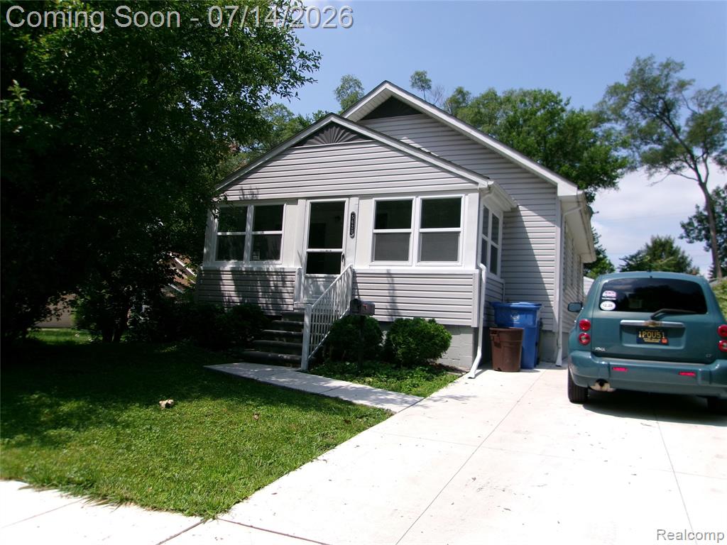 5620 Hipp Street, Dearborn Heights, MI 48125 — Photo 17