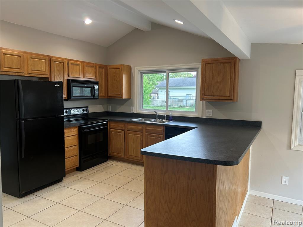 145 Danforth Street, White Lake, MI — Photo 7