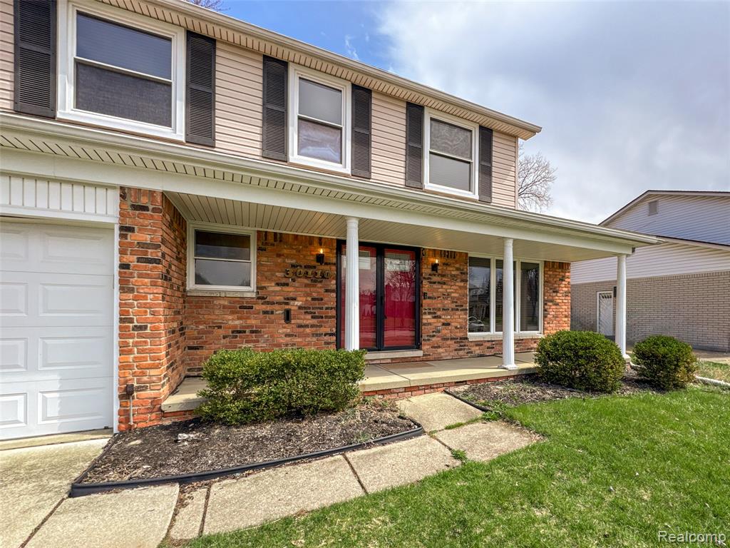 30110 Manor Drive, Madison Heights, MI 48071 — Photo 36