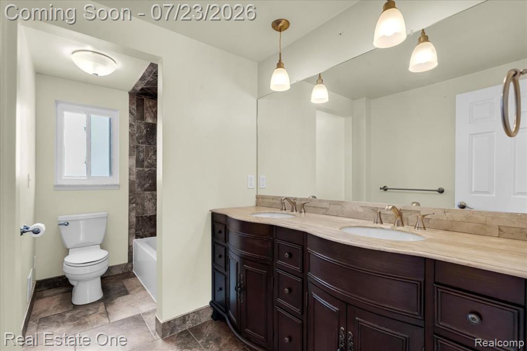 5063 Abington Drive, Troy, MI 48085 — Photo 26