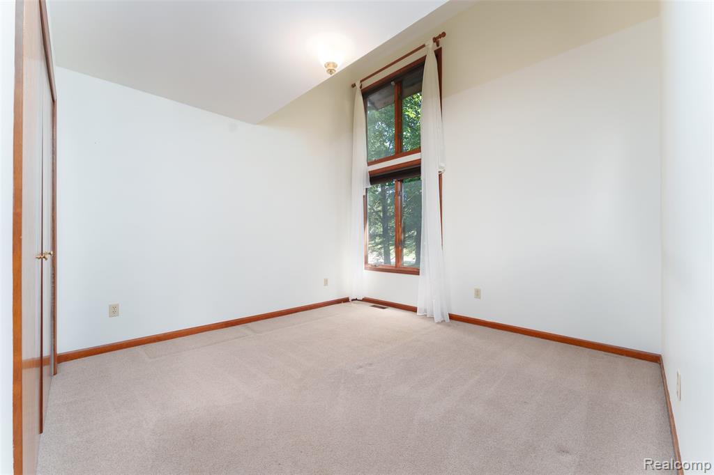 3166 Bigelow Road, Howell, MI 48855 — Photo 24