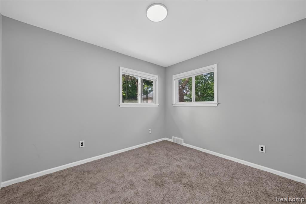 15024 Coram Street, Detroit, MI 48205 — Photo 16