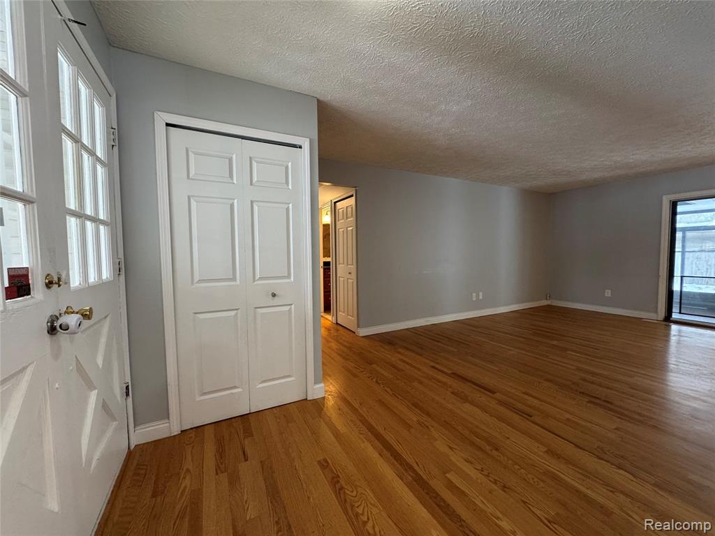 4162 Cypress Drive, Troy, MI 48085 — Photo 25