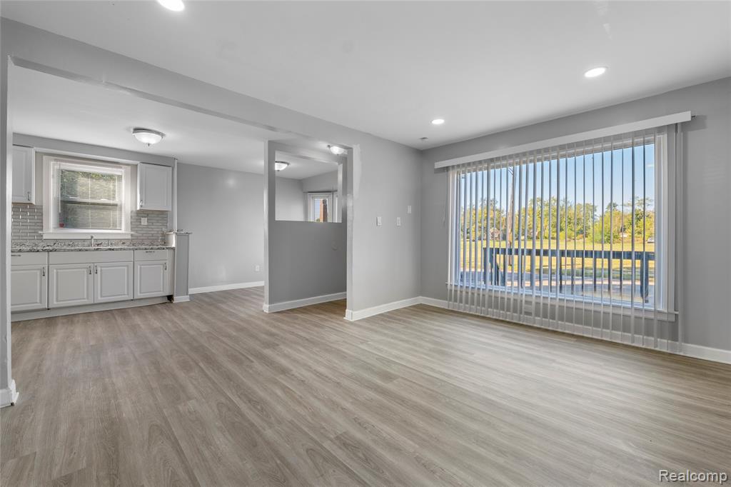 8614 Robson Street, Detroit, MI 48228 — Photo 4