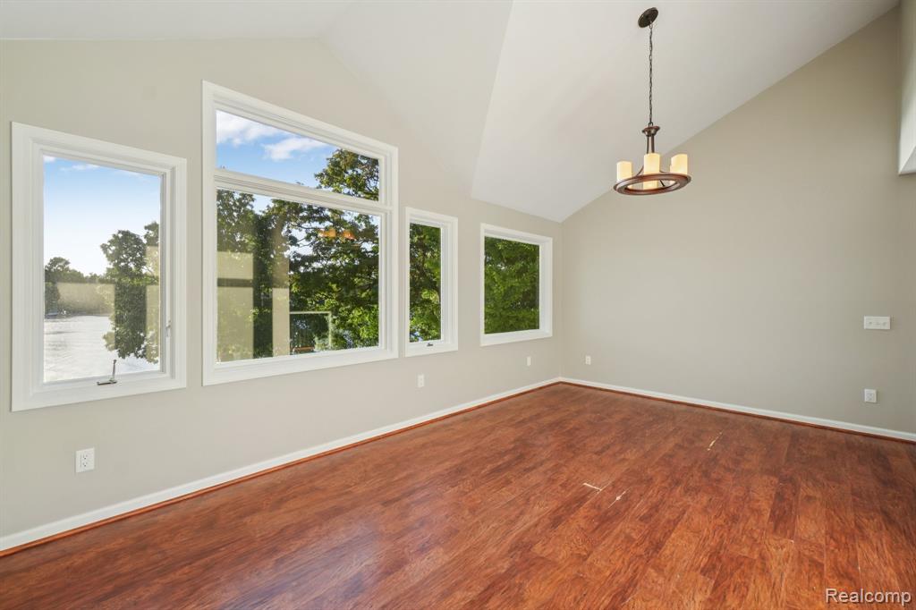4123 Windiate Park Drive, Waterford, MI 48329 — Photo 29