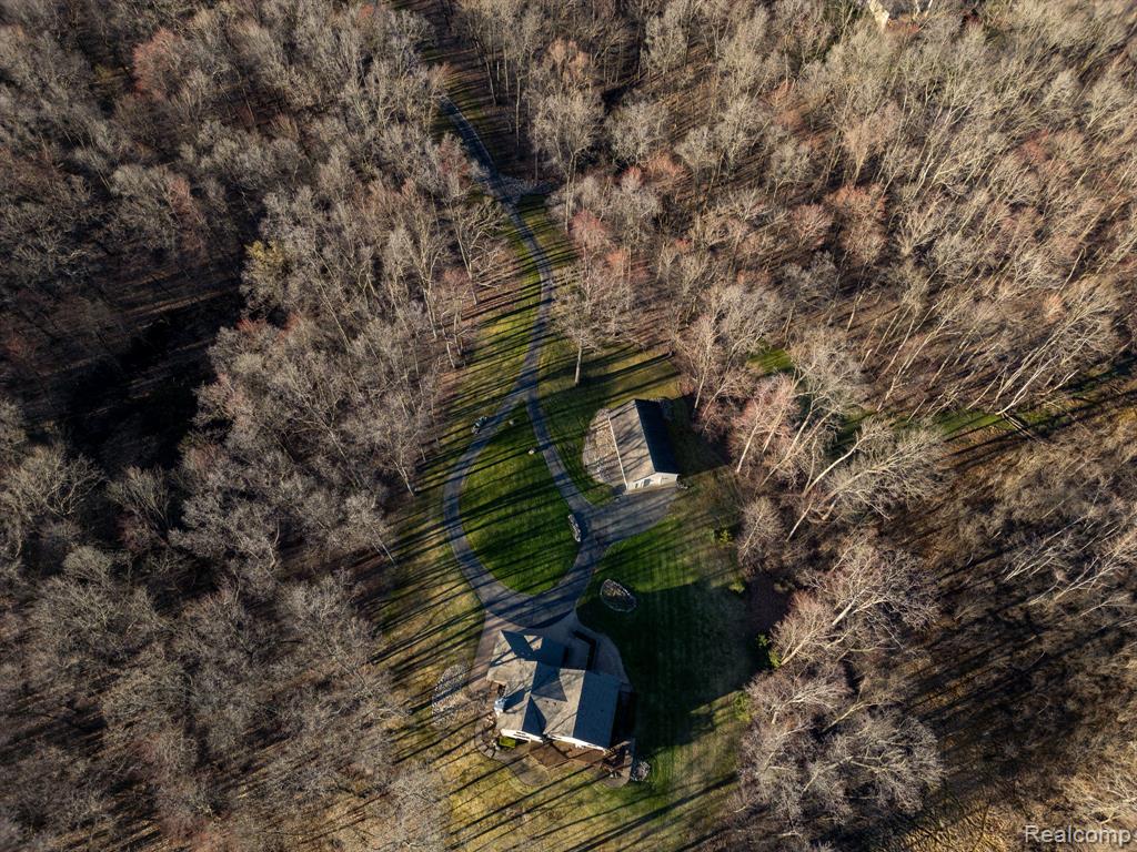 545 JUDI ANN Lane, Holly, MI 48442 — Photo 56
