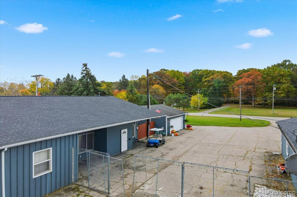 4718 Davison Road, Lapeer, MI 48446 — Photo 9