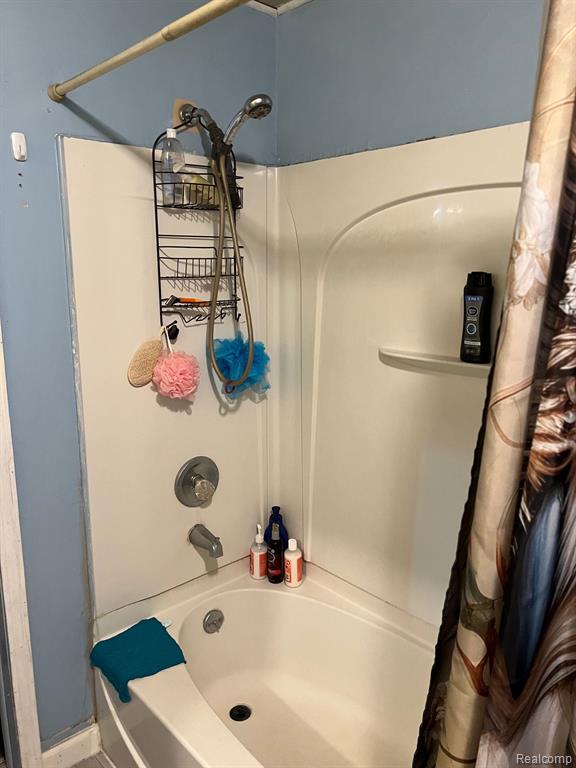 6808 JEFFERSON Road, North Branch, MI 48461 — Photo 11