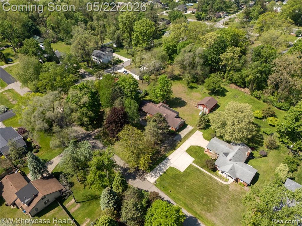 21105 Hugo Street, Farmington, MI 48336 — Photo 34