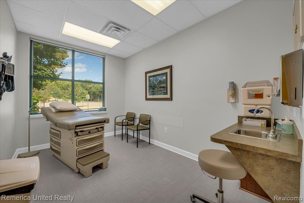 1050 Corporate Office Drive, Milford, MI 48381 — Photo 32